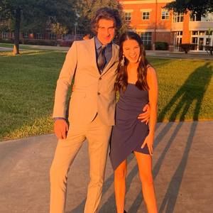 Meet your Posher, Danielle